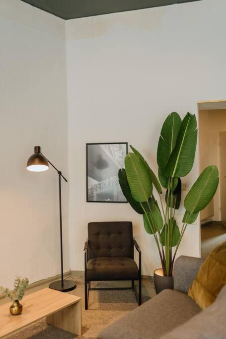 New 130M², Lounge Room, Im Herzen Berlins Exterior photo